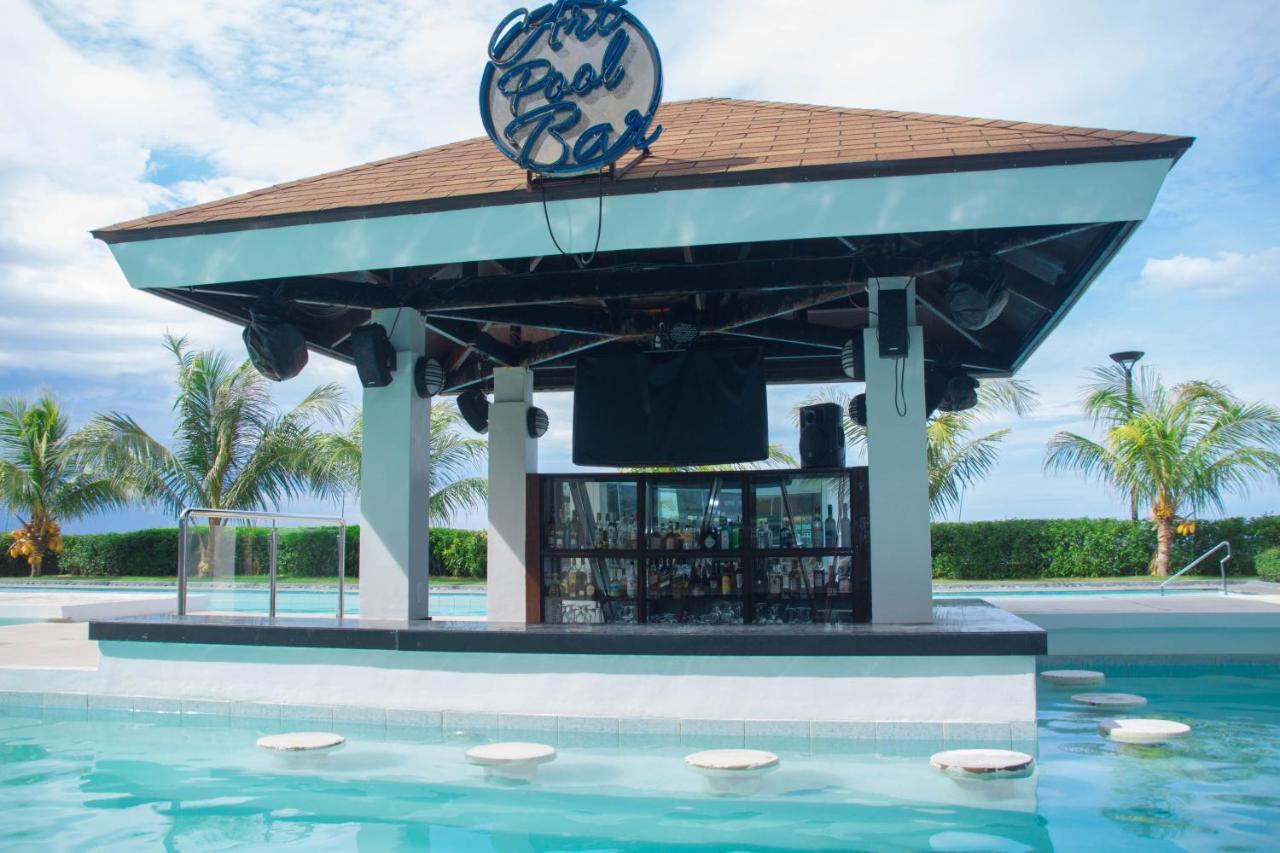 Oceanfront At Arterra, Fast Wifi, Nflix, Kitchen - H Or L Villa Lapu-Lapu City Exteriör bild